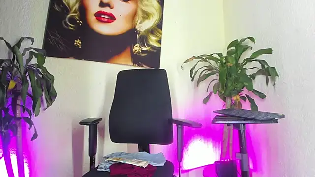 Violeta_Alvarez webcam