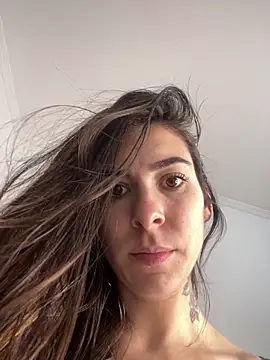 fer-nanda live now