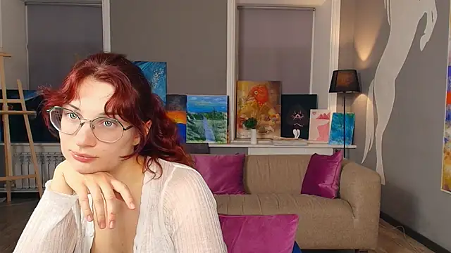 Watch ElaNaecker live on EroticFlix - High definition streams