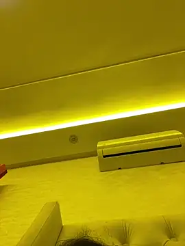 Bold-arabic-vibes webcam