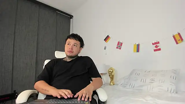 burning_diamond__ - Burning_diamond__'s free webcam - UK Sex Cams