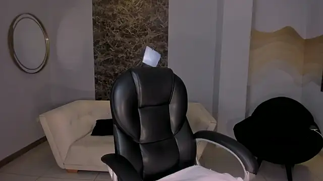 NinaMichelle webcam