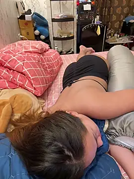 Ponthip live sex cam