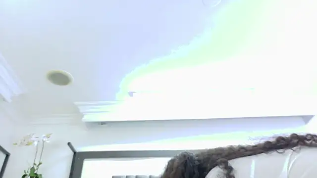 Watch Skyler_Fox_ live on EroticFlix - High definition streams