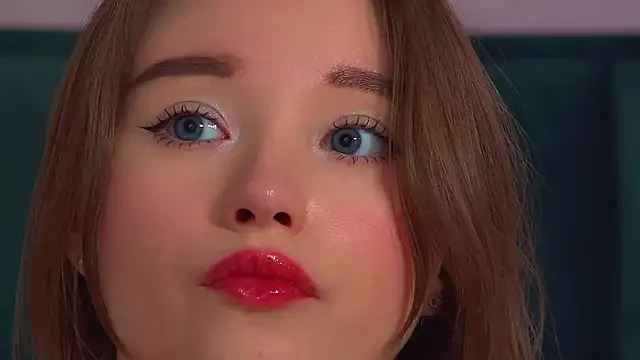 KeiraAsti webcam