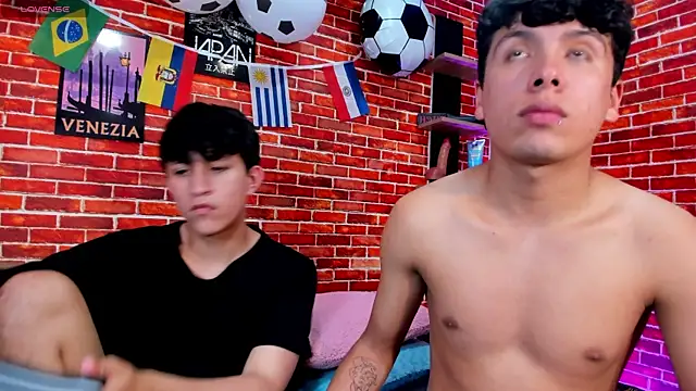 Hoot_boyss_ webcam