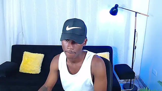 alexaandro18 webcam
