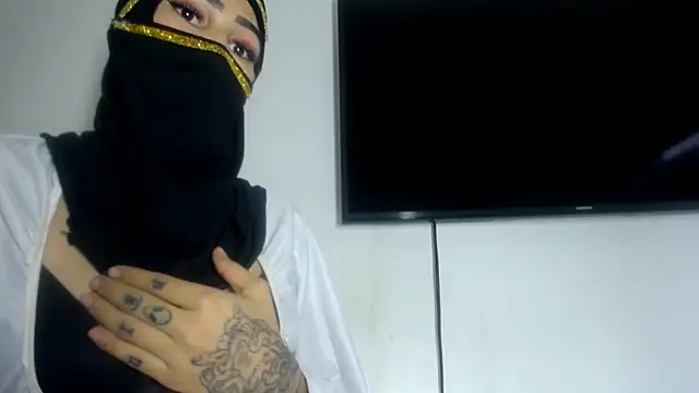 fox_loves (F young) - Cum hard good girl