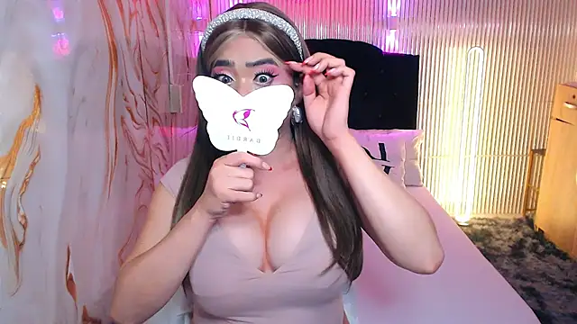 yourTsFantasyBigCock webcam