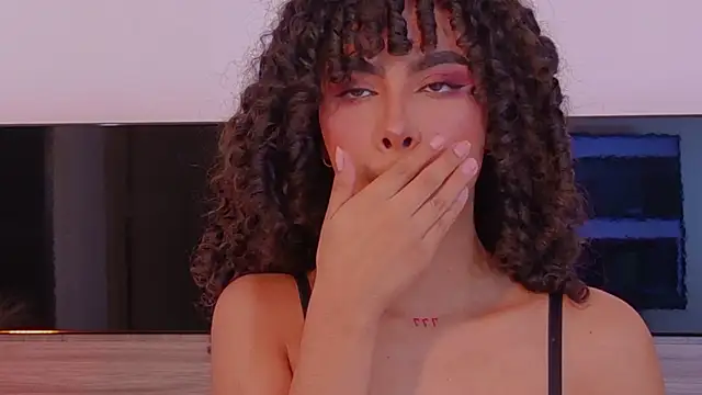 Watch TamaraMontiel live on EroticFlix - High definition streams