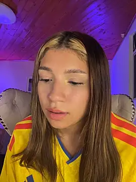 Watch Isabella18_pink live on EroticFlix - High definition streams