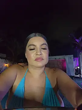 Pretty_Julieta webcam