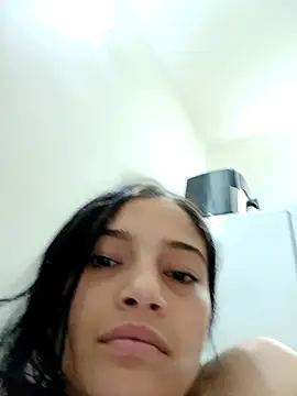 Virgin_Pussy_Love webcam