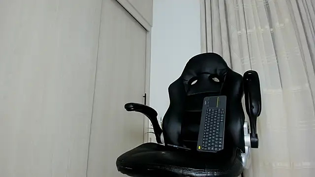 Biscuit_oliva webcam