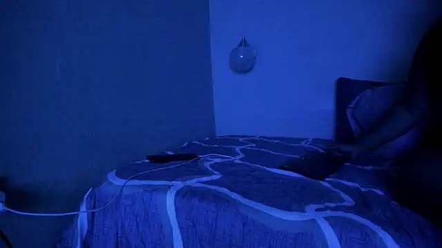 ale_cam (F young) - twerk