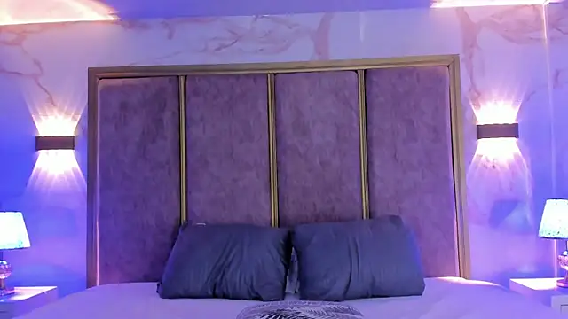 LolaGray__ webcam