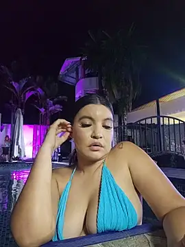 Pretty_Julieta webcam