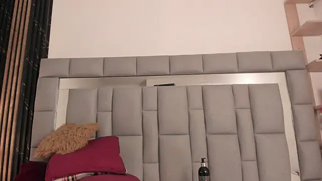 amaia_santini (F young) - foxtail in my hole  🦊🥵