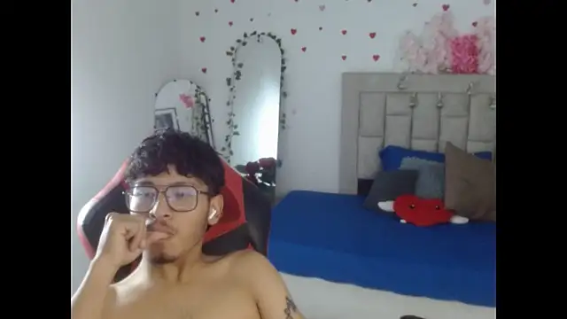 blackfox_desire webcam