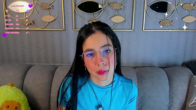 Watch laraa_jeean live on EroticFlix - High definition streams