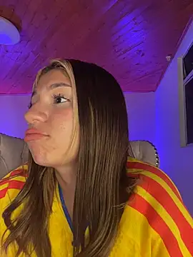 Isabella18_pink webcam