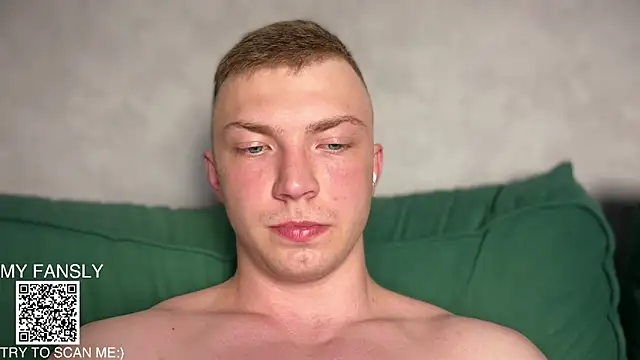 iron__chap webcam