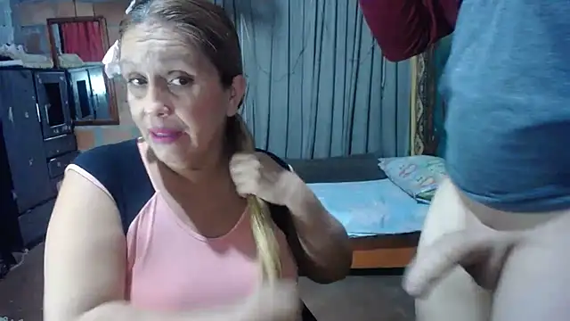 MOTHER_AND_SON09 webcam