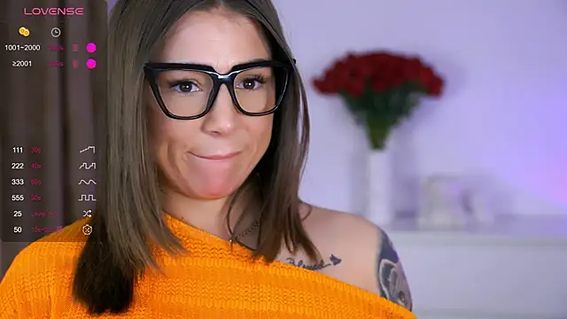 Watch AishaSins live on EroticFlix - High definition streams