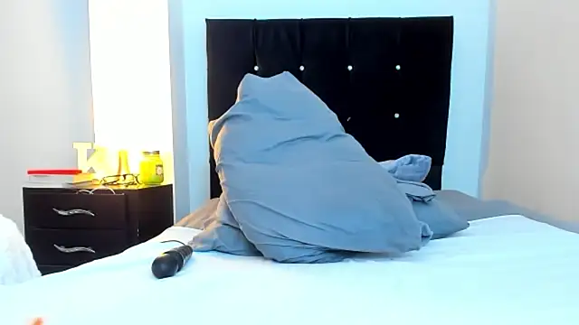 kathyajhonss webcam