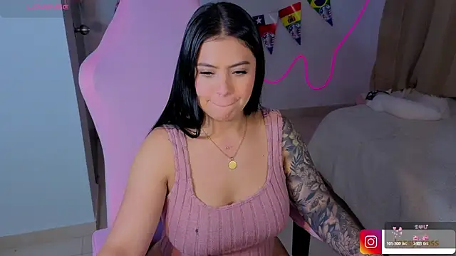 Watch Victoryyy_ live on EroticFlix - High definition streams