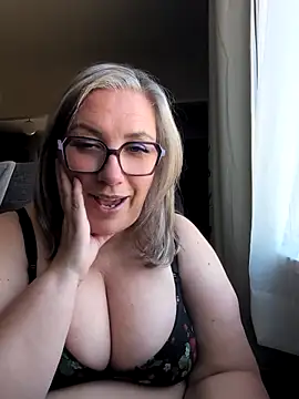 Canadian_BBW webcam