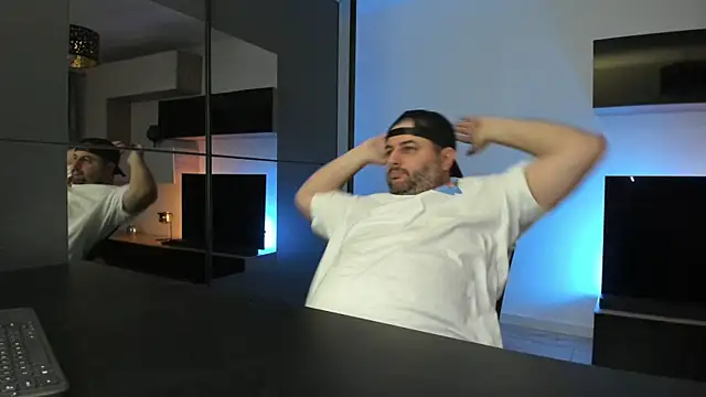 DravenPeak live sex cam