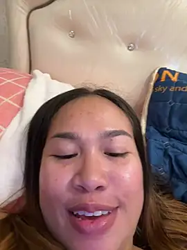 Ponthip live sex cam
