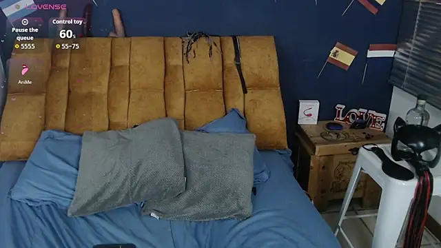 KendraaSimons webcam