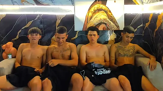 Houseofwarrios webcam