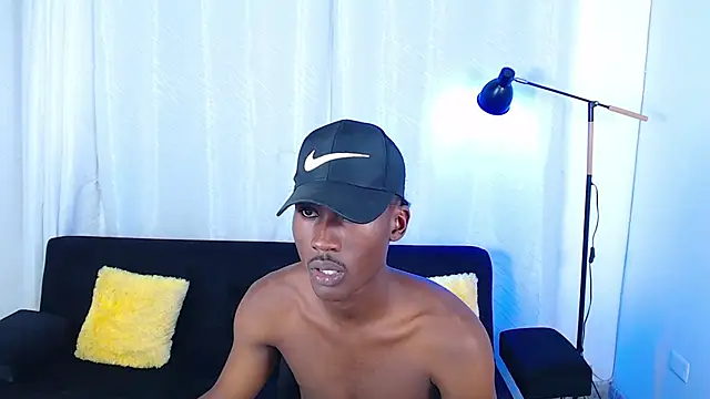 alexaandro18 - Alexaandro18's free webcam - UK Sex Cams