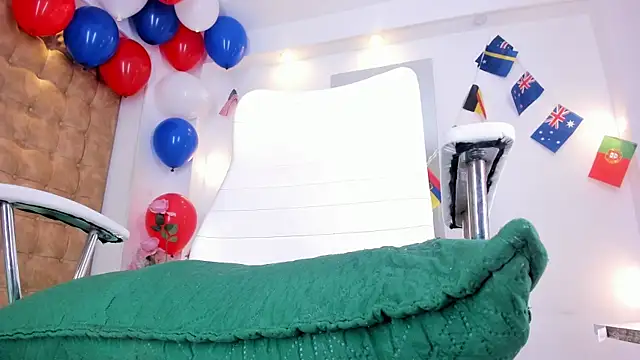 violet_giraldo webcam