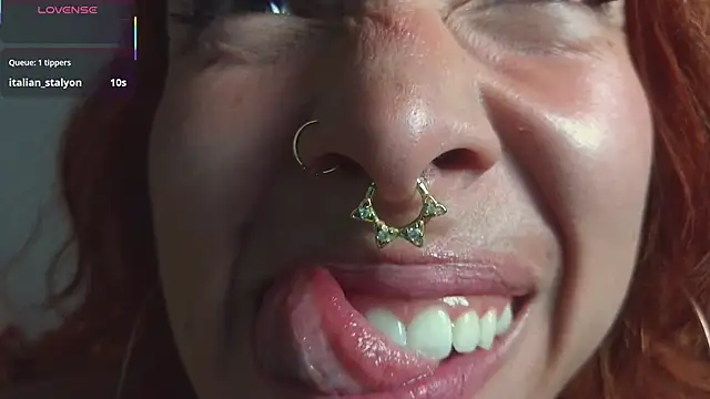 bri von dhara  