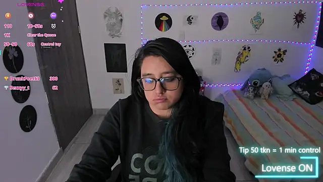 Cherry_blush_ live cam on StripChat