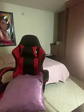 Watch Miaswwe live on EroticFlix - High definition streams