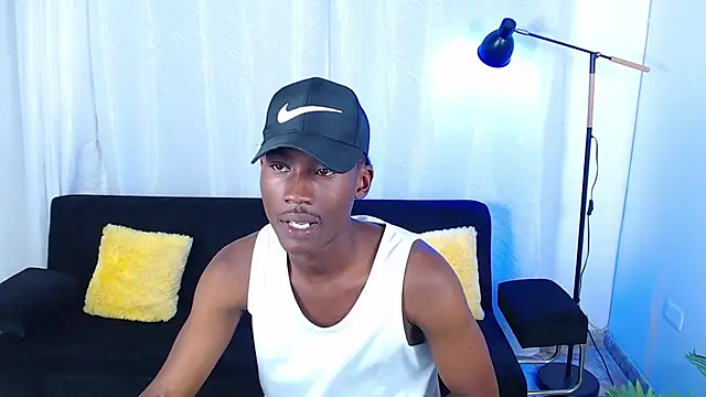 alexaandro18 webcam