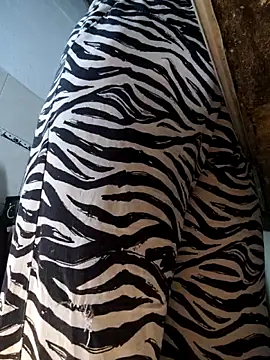 florxxx9 (F young) - 🤠Make me wet my pussy risky restaurant