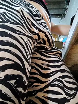 Florxxx9 live cam on StripChat