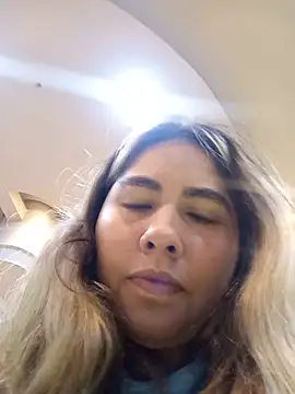 Watch Sofia_Honey1 live on EroticFlix - High definition streams