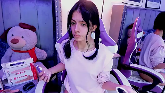 Watch Miyu_Komori live on EroticFlix - High definition streams