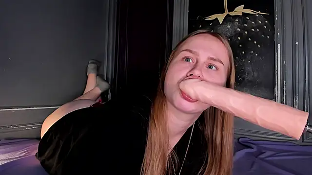 Watch stacy_moorex live on EroticFlix - High definition streams