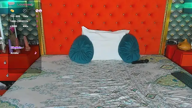 VallerieJones webcam