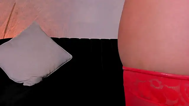 Watch LexieWayne live on EroticFlix - High definition streams