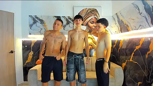 Houseofwarrios webcam