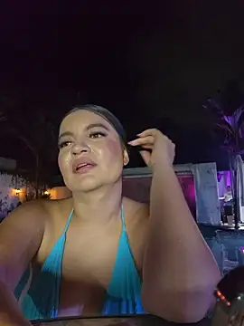 Pretty_Julieta webcam